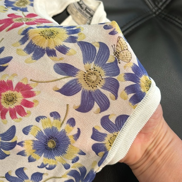 Salvatore Ferragamo Vintage 100% silk top - Picture 7 of 7